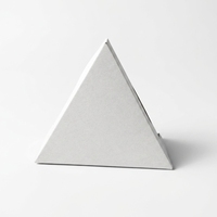 Boîte à pizza en carton ondulé blanc écologique avec trou, emballage alimentaire triangulaire à emporter, pelliculage mat et gaufrage