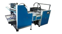 Machine à plastifier semi-automatique avec système de récupération automatique