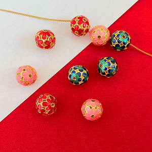 دلو كروي مجوف من النحاس لحبات الزهور متقاطعة مع الخرز إكسسوارات ذاتية الصنع - Product Image 1