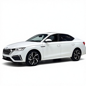<span class=keywords><strong>Skoda</strong></span> <span class=keywords><strong>Octavia</strong></span> Premium Sedan 2023 avec des fonctionnalités avancées - Product Image 1