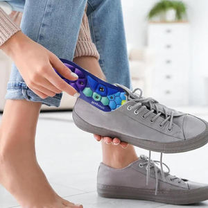 Solette Magnetiche Terapeutiche Comfort, Solette Massaggianti con Agopressione per Uomini e Donne, Materiale Ortopedico in EVA per la Cura della Salute del Piede - Product Image 4