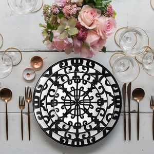 Plato redondo <span class=keywords><strong>de</strong></span> cerámica <span class=keywords><strong>de</strong></span> porcelana <span class=keywords><strong>de</strong></span> hueso <span class=keywords><strong>de</strong></span> alta calidad al por mayor directo <span class=keywords><strong>de</strong></span> fábrica, juego <span class=keywords><strong>de</strong></span> platos blancos y negros, postre <span class=keywords><strong>de</strong></span> <span class=keywords><strong>pastel</strong></span> <span class=keywords><strong>para</strong></span> <span class=keywords><strong>boda</strong></span> - Product Image 6