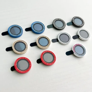 Protector de Cámara para <span class=keywords><strong>iPhone</strong></span> 17 16 15 14 13 <span class=keywords><strong>12</strong></span> <span class=keywords><strong>Pro</strong></span> Max, Anillo Metálico para Cámara Trasera, Cubierta con Brillantina de Colores y Diamantes para Lente de Cámara - Product Image 4