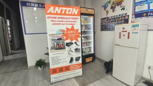 Quảng cáo ngoài trời <span class=keywords><strong>Tripod</strong></span> Spider x Khung đứng đứng biểu ngữ chủ hiển thị đứng - Product Image 4