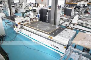 Routeur CNC automatique intelligent TechPro TPM1325E-2PL avec <span class=keywords><strong>table</strong></span> d'aspiration sous vide pour la fabrication <span class=keywords><strong>de</strong></span> meubles en panneaux <span class=keywords><strong>de</strong></span> bois - Product Image 5