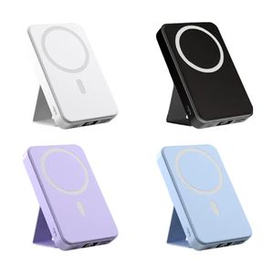 Batería Externa Inalámbrica Magnética de 20000mAh de Carga Rápida de Gran Capacidad para Compartir con Cuatro Cables Integrados 20Ah - Product Image 1