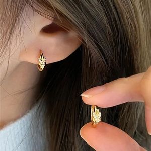 Xinfly 18K Gold Bow-Shaped Diamond Stud <b>Huggie</b> Earrings Luxury Classic Style for Weddings Parties Lovely Gift for Women Girls - Product Image 5