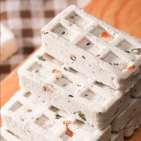 Pâtisserie traditionnelle chinoise, collation sucrée saine, noix, Poria, riz noir, sésame, gâteau aux huit trésors, Ba Zhen Gao, boîte