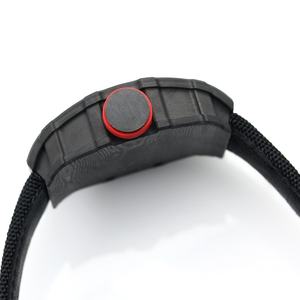 Montre mécanique entièrement automatique de qualité supérieure pour homme, avec boîtier en fibre de carbone noire, une montre-bracelet de luxe de style business pour homme - Product Image 2