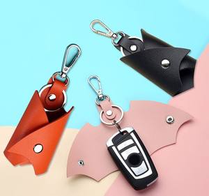 Porte-clés en cuir personnalisé pour <span class=keywords><strong>homme</strong></span> et femme, utilisation en voiture, haute qualité, écologique, durable - Product Image 3