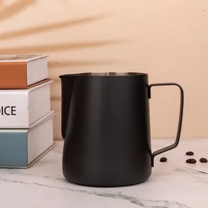 Barista 20OZ 600ml Espresso Steaming Jug Frothing Pitcher Latte Coffee Frother Wholesale Stainless Steel Milk Jug Black