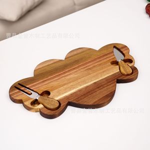 Tabla de queso de madera de forma irregular con cuchillo y tenedor para uso doméstico - Product Image 5