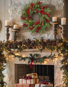 2025 recién llegados coronas de flores de boda 60cm coronas de Navidad artificiales con cono de pino y bayas rojas para puerta Delantera - Product Image 3