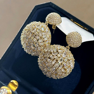 Orecchini Pendenti a Sfera con Strass Scintillanti per Donne, Gioielli Eleganti e di Tendenza - Product Image 5