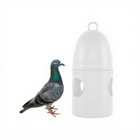 Abreuvoir d'oiseaux en plastique écologique pratique Mangeoire d'eau créative pour pigeons et perroquets