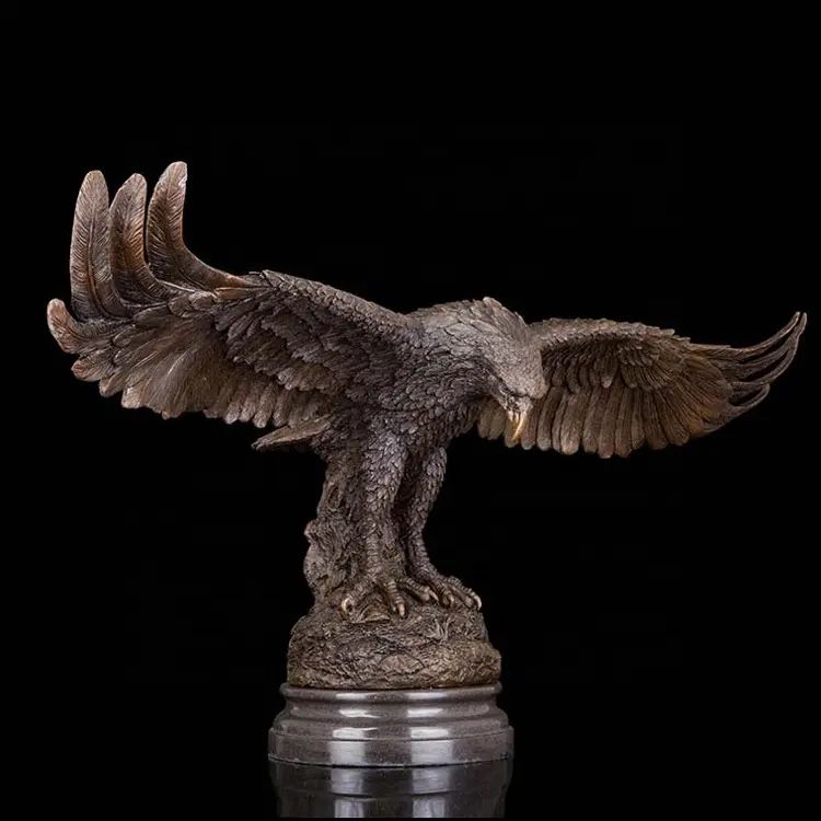 Durable obras de arte glede vintage latón águila volando escultura decoración de jardín estatua de bronce con base de mármol hawk escultura
