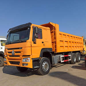 Camión Volquete HOWO de 10 Ruedas 6X4, Cuatro Delanteras y Ocho Traseras, Venta al por Mayor Directa de Fábrica China - Product Image 2
