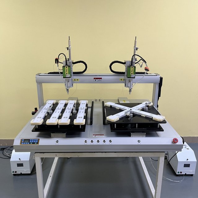 BBA Blowing Feeder Screw Locking Robot LED Auto Screwing Machine with Dual Screwdriver Head for 2 Different Screw Auto Feeding