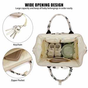 Sac à langer élégant en velours côtelé avec sangles pour poussette et poches isothermes pour les parents nomades - Product Image 5