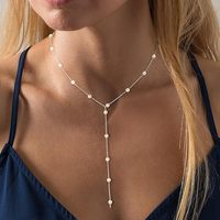 Chaînes de corps en Y personnalisées OEM avec perles d'imitation, colliers empilables ajustables en cuivre, fabricant de bijoux tendance