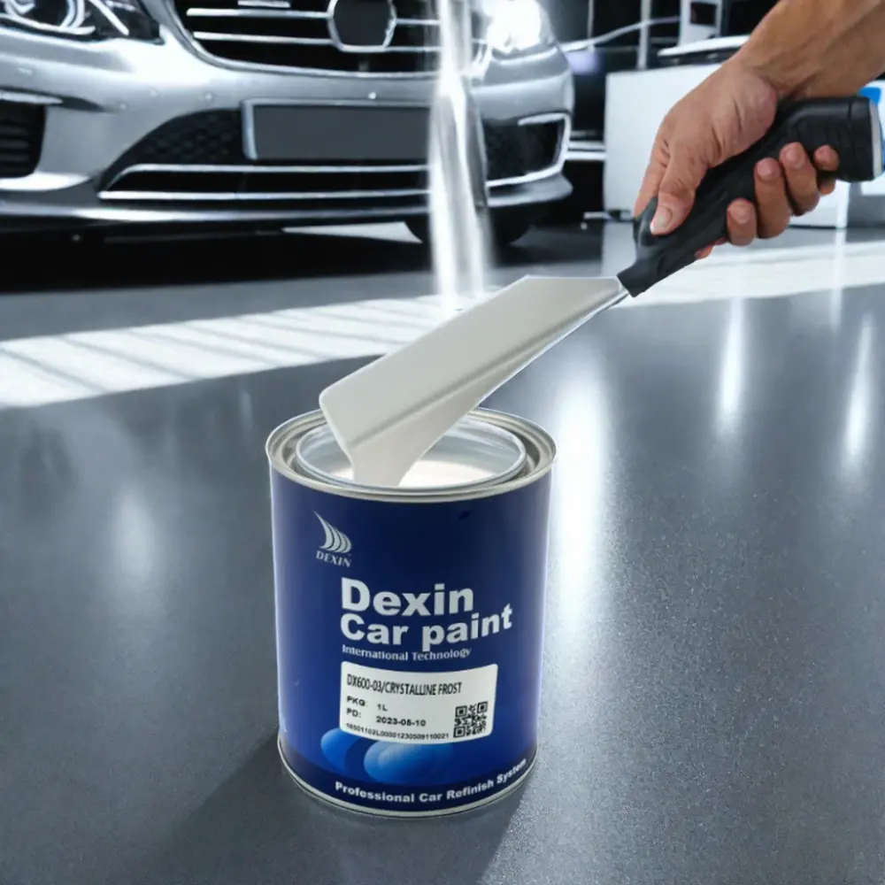 Chine Prix d'usine Apprêt de peinture industrielle Forte voiture Résistant à l'usure Performance Spray Application Revêtement liquide acrylique