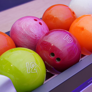 Boules <span class=keywords><strong>de</strong></span> <span class=keywords><strong>bowling</strong></span> en résine personnalisées avec logo AMF, vente en gros, <span class=keywords><strong>prix</strong></span> avantageux - Product Image 4