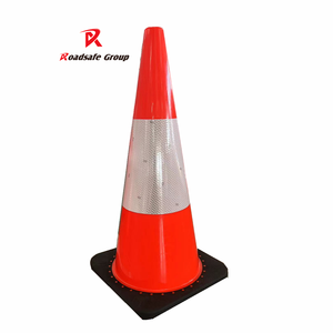 Cône de signalisation routière en PVC réfléchissant Australie Red Dot 3-M 25cm, 45cm, 70cm, 90cm – Cône de sécurité révolutionnaire - Product Image 1
