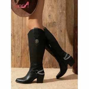 Botas Negras de Mujer hasta la Rodilla con Diseño de Tachuelas, Punta Puntiaguda, Tacón Cuadrado, Material TPU, Tendencia de Moda, Pantorrilla Ancha, para Vacaciones - Product Image 1