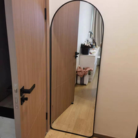 Miroir d'habillage moderne pour la maison Miroir de sol mural adhésif de style INS en alliage d'aluminium pleine longueur Matériau métallique