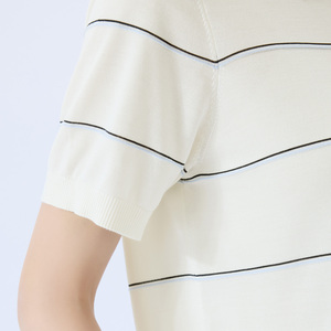OEM ODM da <span class=keywords><strong>donna</strong></span> con collo <span class=keywords><strong>a</strong></span> Polo in seta Set corto nero <span class=keywords><strong>a</strong></span> <span class=keywords><strong>righe</strong></span> <span class=keywords><strong>bianche</strong></span> t-shirt estive per le donne all'ingrosso di moda top - Product Image 3