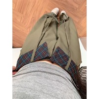 Nouveauté Automne 2026 – Pantalon large vert olive pour femme, taille plissée à revers, motif écossais, coupe droite et tombé fluide, décontracté et ample