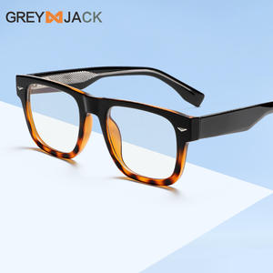 Gafas Rectangulares Grises Jack K026 Unisex con Protección Anti Luz Azul UV400 TR90 Montura Completa Extra Grande - Product Image 4