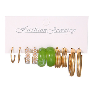 Boucles d'oreilles pendantes en résine en forme de C avec pendentif papillon, style coréen, ensemble de clous d'oreilles en perles, pour soirée - Product Image 5