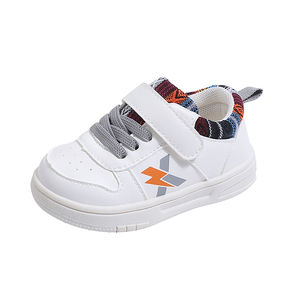 Scarpe Trendy per Bambini all'Ingrosso, Nuova Collezione, Sneakers Casual per Tutte le Stagioni, Adatte per Ragazzi e Ragazze per l'Uso Quotidiano - Product Image 4