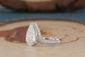Anillo de Diamante Cultivado en Laboratorio de Oro de 14K para Mujer, Anillo de Diamante Sintético Elegante y Minimalista, Joyería Fina para Compromiso, Boda, Aniversario - Product Image 2