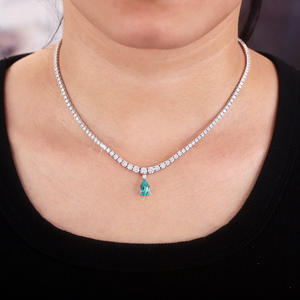 Collana Tennis in Moissanite Blu con Diamanti da Laboratorio, Collana con Pendente in Moissanite Verde Blu, Design di Tendenza - Offerta Speciale - Product Image 1