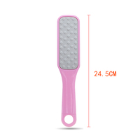 Lime à pieds efficace pour éliminer les peaux mortes, lavable, manche long, grattoir à pieds en métal, coloré