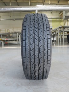 Chine Pneu de voiture de tourisme de haute qualité <span class=keywords><strong>TRAVIA</strong></span> H/T LT235/80R17 Taille - Product Image 2