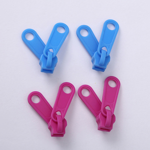 High Quality Eco-friendly 5# 3# Sporty Style Resin Zipper Plastic Slider