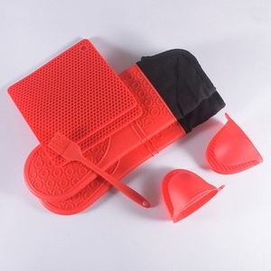 Oven Safe Silicone Mitt Food Grade Silicone Material Hand protection Oven Mitt Baking Gloves Customization Cooking Gloves - Product Image 2
