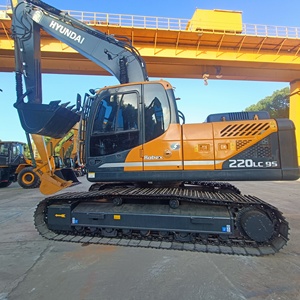 Excavatrice Hyundai 220LC-9s de 22 tonnes avec godet de 0,8 m³ d'occasion en bon état de fonctionnement - Product Image 3