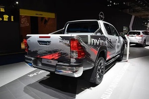 <span class=keywords><strong>Camioneta</strong></span> <span class=keywords><strong>Hilux</strong></span> Mini <span class=keywords><strong>4x4</strong></span> Diésel, 4 Ruedas, Tanque de Carga, Transmisión Manual, Volante a la Izquierda, Cámara Trasera, Euro 2, Cuero, LED - Product Image 6