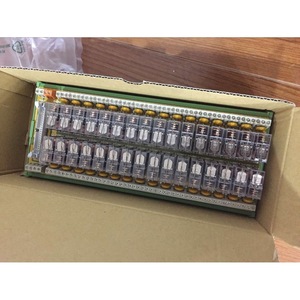 Placa de Relés BORE G2R-0C08D-RC, Módulo de E/S Industrial de 8 Canales con Conectores de Tornillo para Control de Automatización - Product Image 3