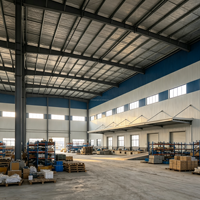 Entrepôt en structure métallique, hangar de stockage industriel pour usine et logistique