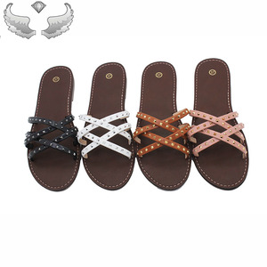 High-quality Fashionable Wholesale Breathable slippers Sandals Durable Ready to Ship Inventory Wholesale Perforated Womens Shoes