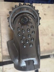 Punte a Rullo Coniche Singole da 8 1/2 Pollici Personalizzate per Perforazione Direzionale - Product Image 5