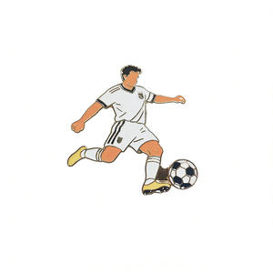 Badges personnalisés de clubs de football européens, épingles en émail souple ou dur, épingles de revers sportives, épingles personnalisées en émail - Product Image 6