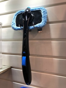 Outil de nettoyage de pare-brise multifonction, époussette de voiture, essuie-glace de vitres avec poignée <span class=keywords><strong>pliable</strong></span> et tête pivotante - Product Image 4