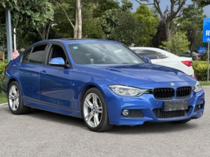 Autos Usados Baratos de Exportación en Excelentes Condiciones, Sedán a Gasolina, <span class=keywords><strong>BMW</strong></span> <span class=keywords><strong>Serie</strong></span> <span class=keywords><strong>3</strong></span> F30 320i <span class=keywords><strong>2017</strong></span>, Paquete M Sport, 2.0 Turbo, Automático, Techo Solar - Product Image 3