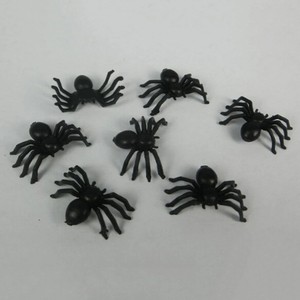 Vente en gros de petites araignées noires en PVC, 50 pièces/sac, jouets décoratifs d'Halloween, accessoires de farces amusants et réalistes - Product Image 1